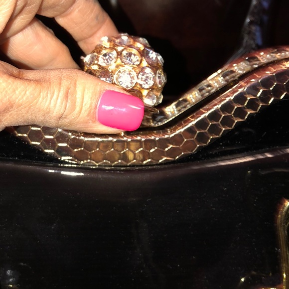 Handbag - Picture 3 of 8